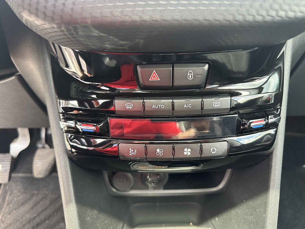 Peugeot 2008 1.2PT 