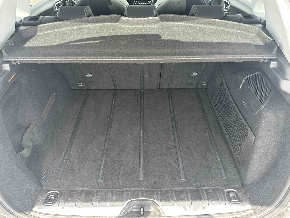 Peugeot 2008 1.2PT 