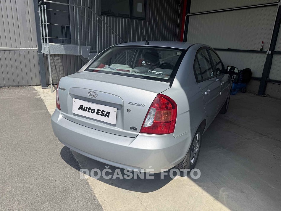 Hyundai Accent 1.6i 