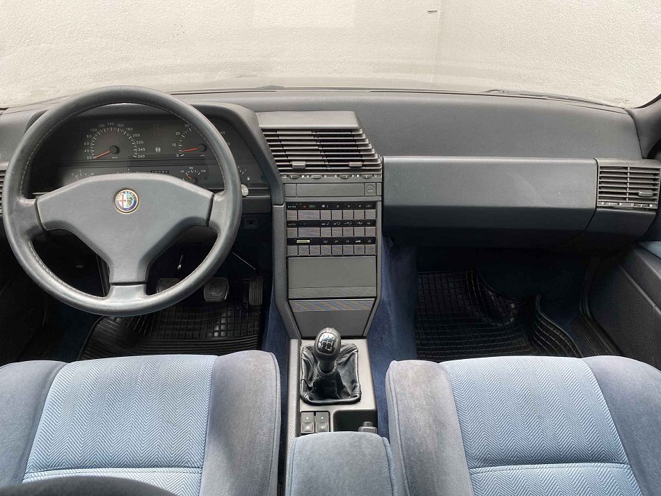 Alfa Romeo 164 3.0 V6 