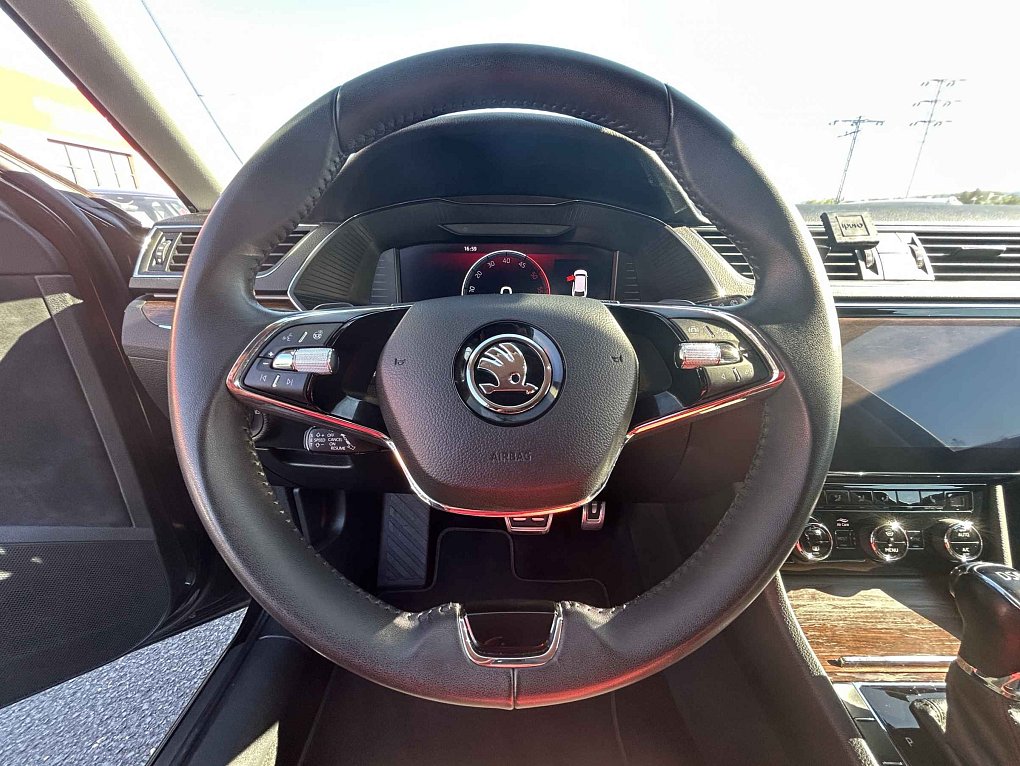 Škoda Superb III 20TDi  Škoda