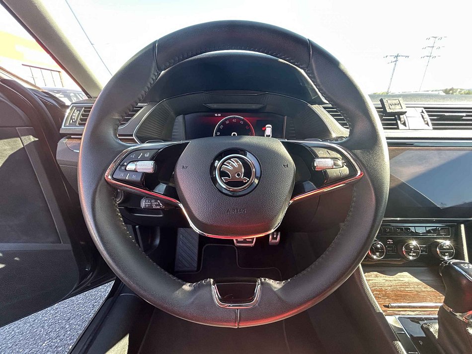 Škoda Superb III 20TDi  Škoda
