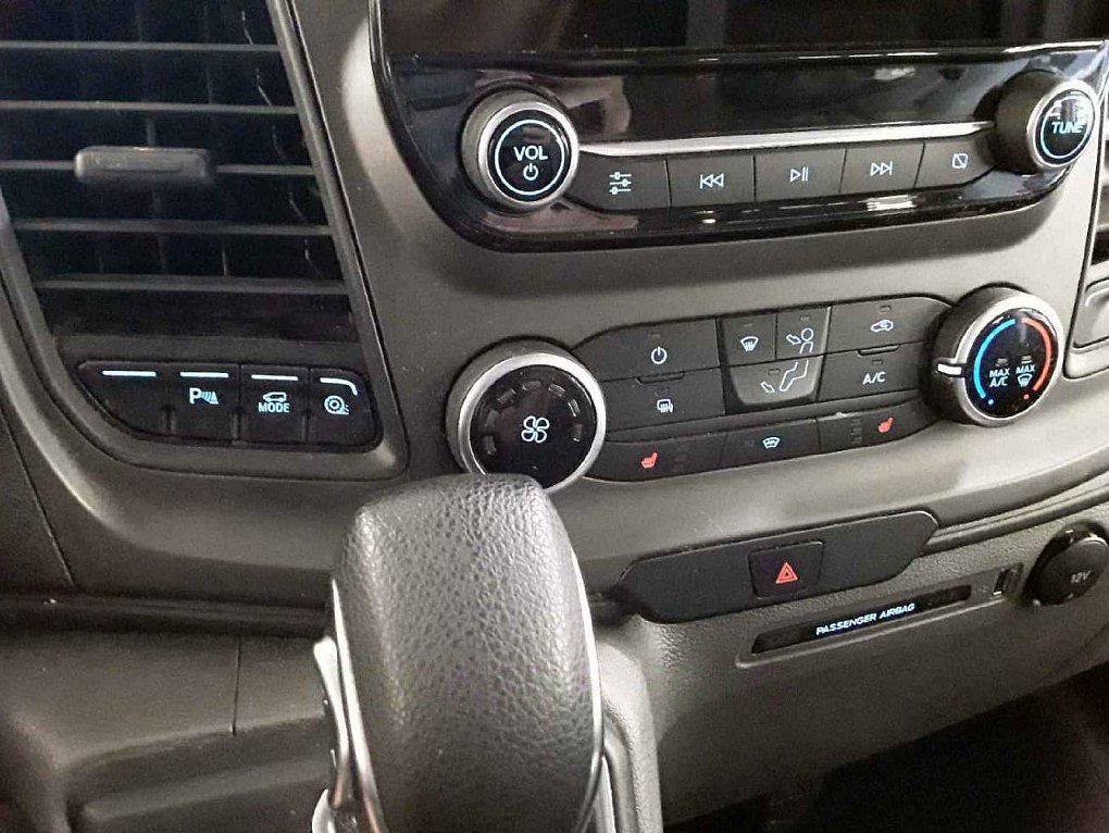 Ford Transit Custom 2.0TDCi Trend L2 6míst