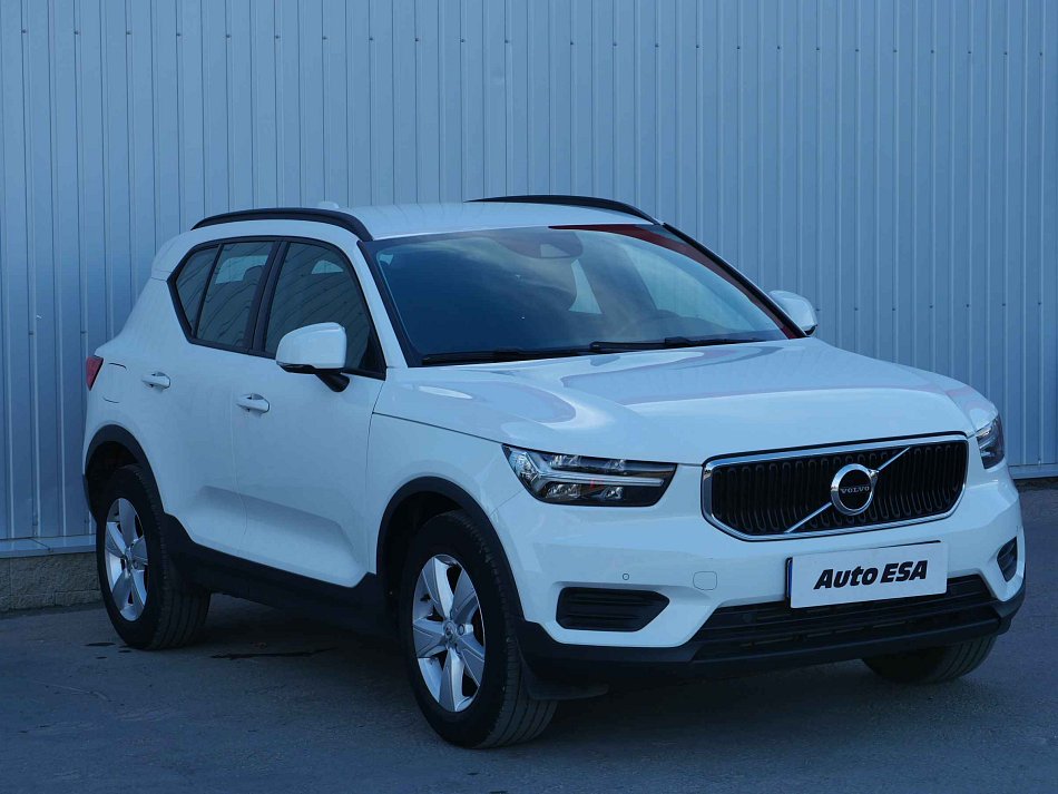 Volvo XC40 1.5T Momentum