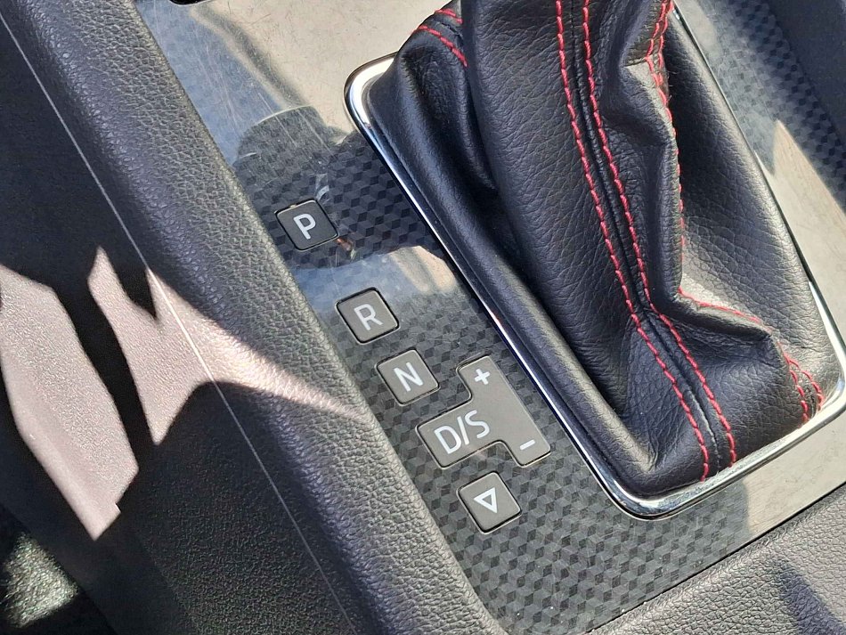Škoda Octavia III 2.0TDi RS