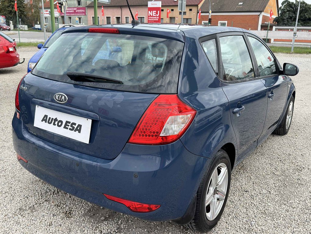 Kia Ceed 1.4CVVT 