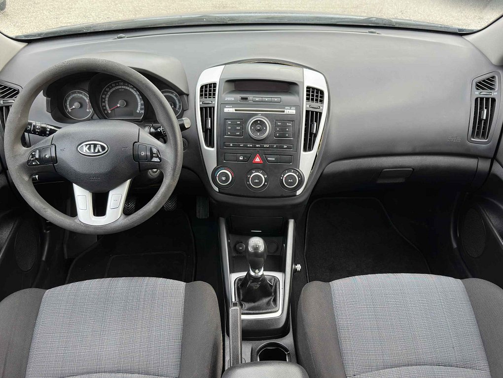 Kia Ceed 1.4CVVT 