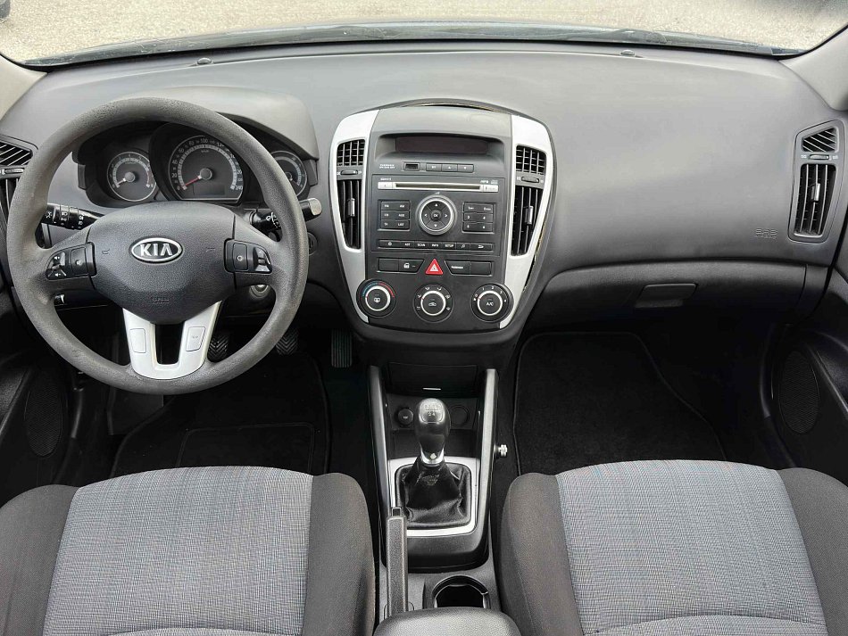 Kia Ceed 1.4CVVT 