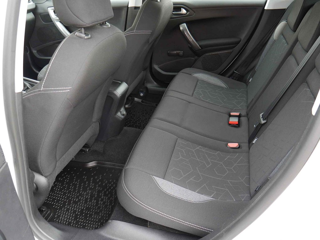 Peugeot 2008 1.2PT Active