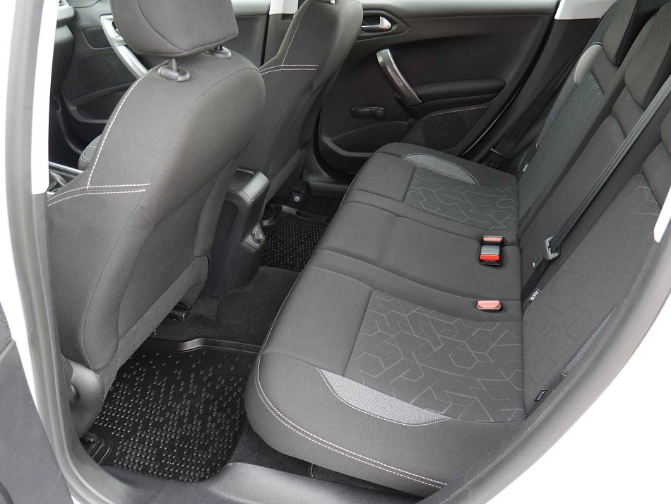 Peugeot 2008 1.2PT Active