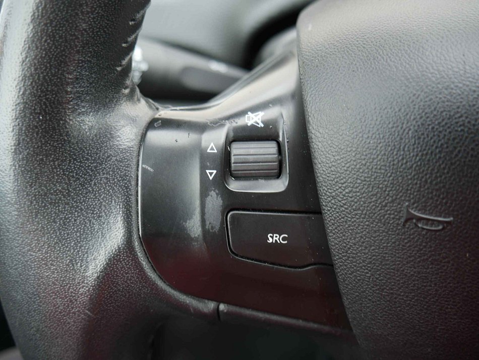 Peugeot 2008 1.2PT Active