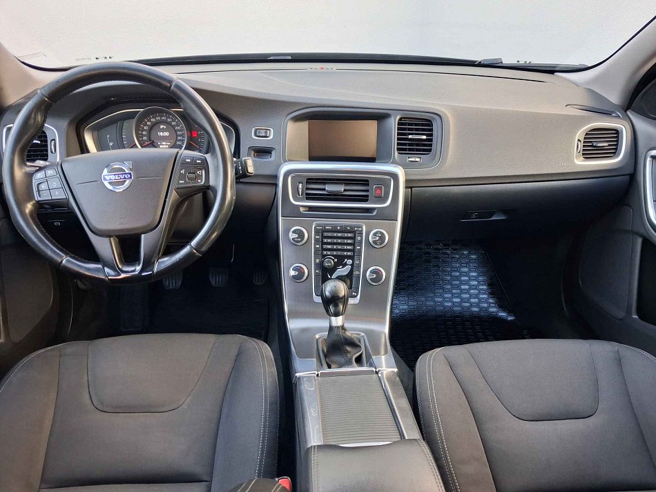 Volvo V60 2.0 D3 