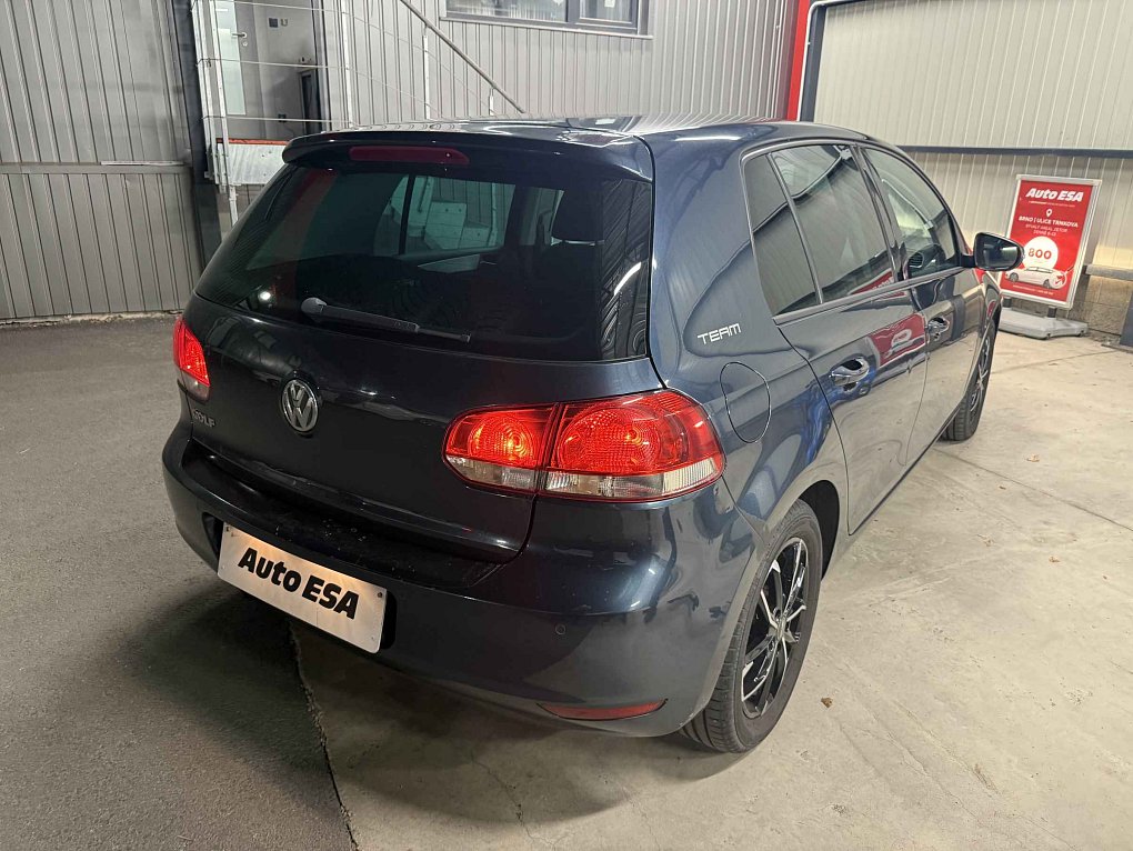 Volkswagen Golf 1.6 TDI 