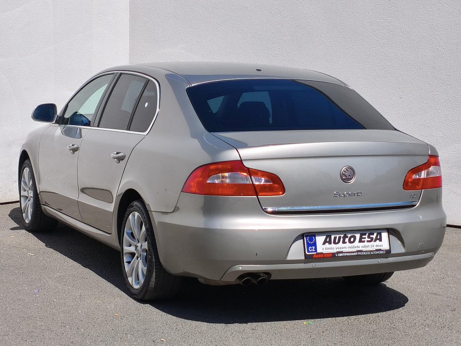 Škoda Superb II 1.4 TSi Family