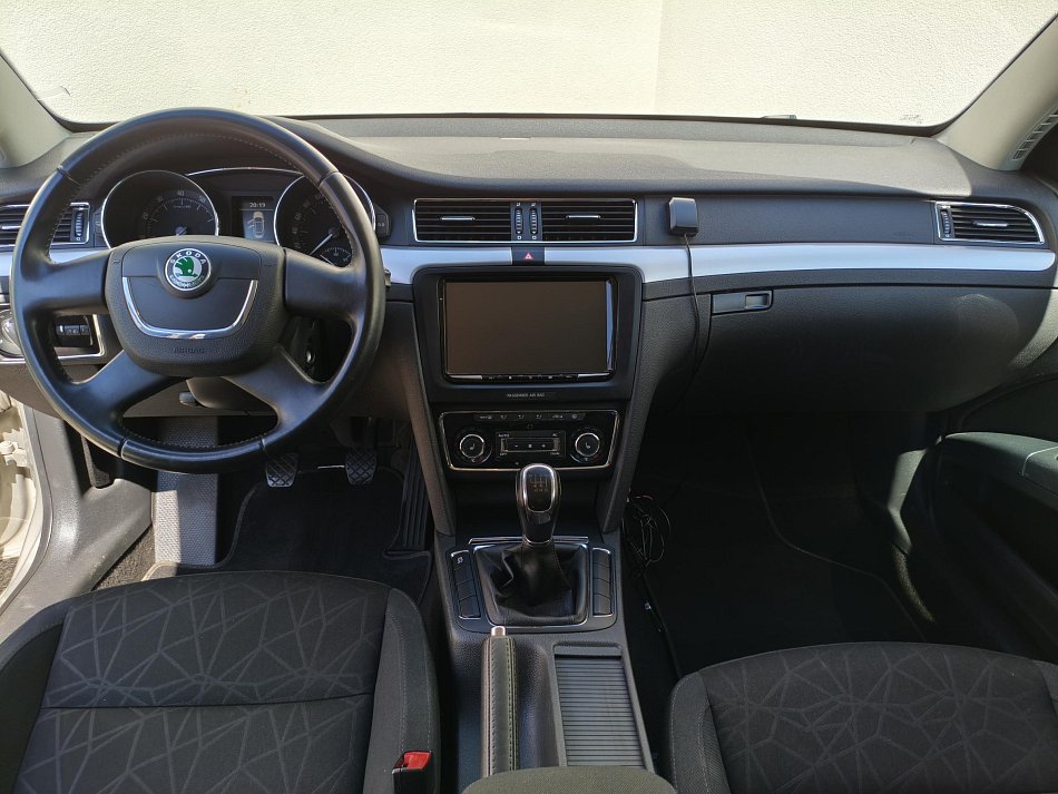Škoda Superb II 1.4 TSi Family