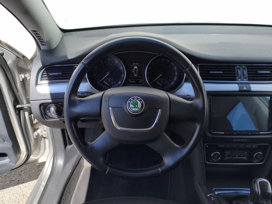 Škoda Superb II 1.4 TSi Family