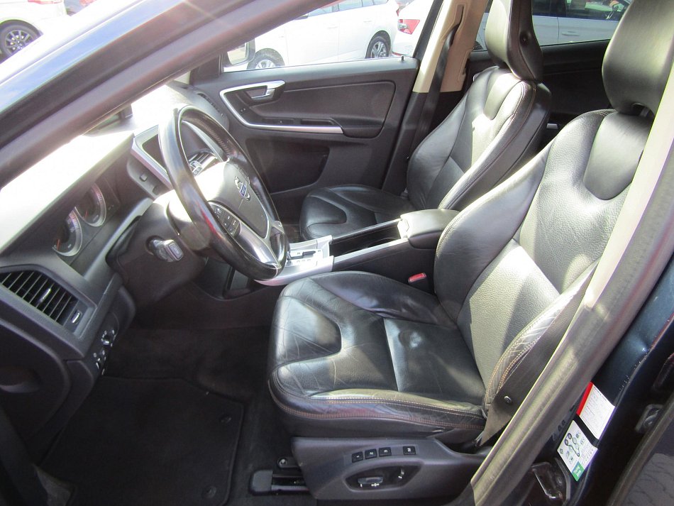 Volvo XC60 2.4 D5  AWD