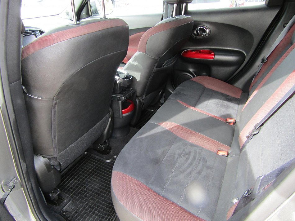 Nissan Juke 1.6i 