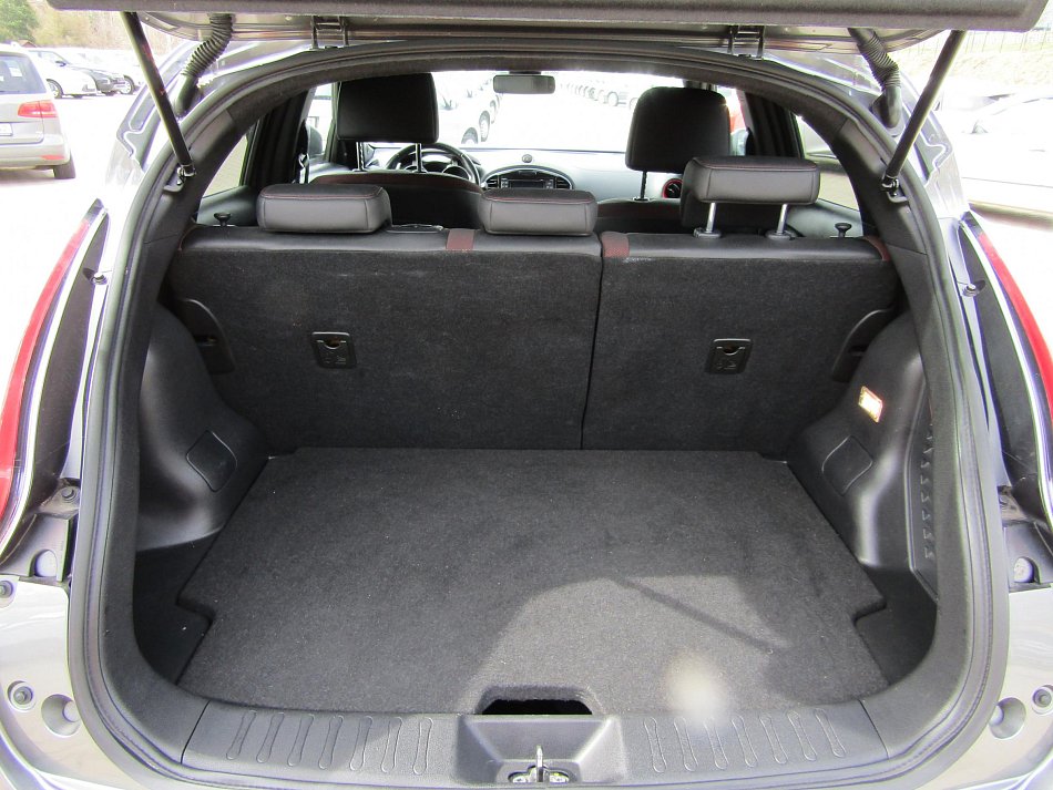 Nissan Juke 1.6i 