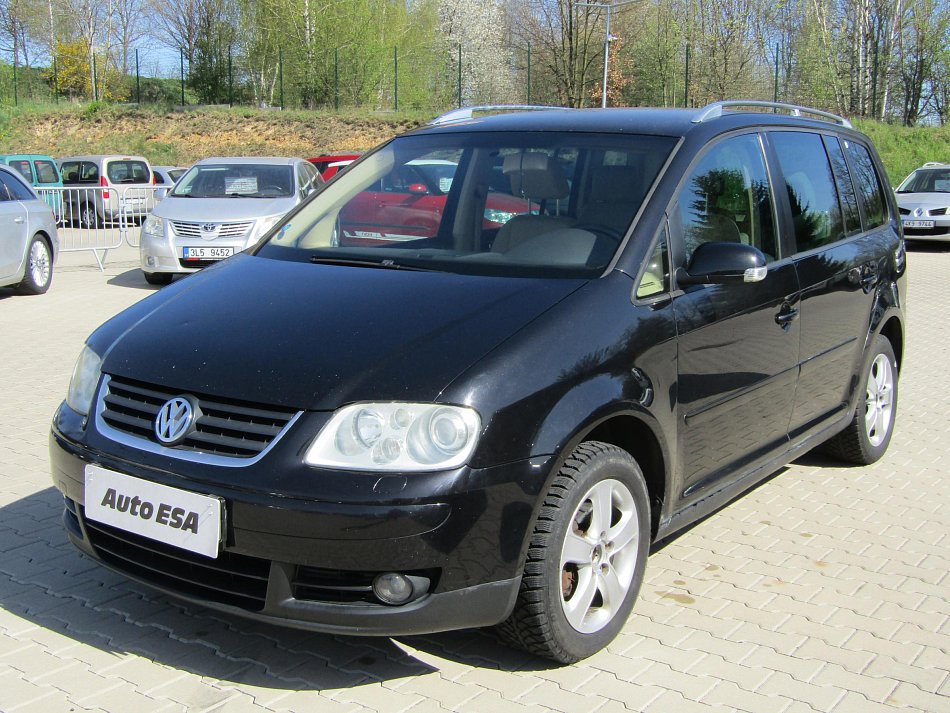 Volkswagen Touran 1.6FSi 