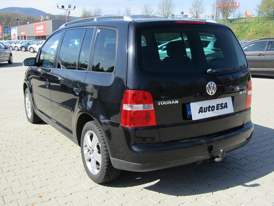 Volkswagen Touran 1.6FSi 