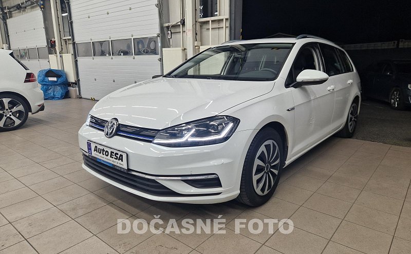 Volkswagen Golf 1.5 TSI 