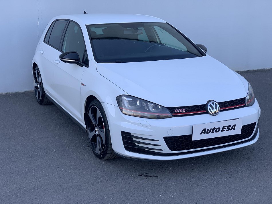 Volkswagen Golf 2.0 TSi GTi