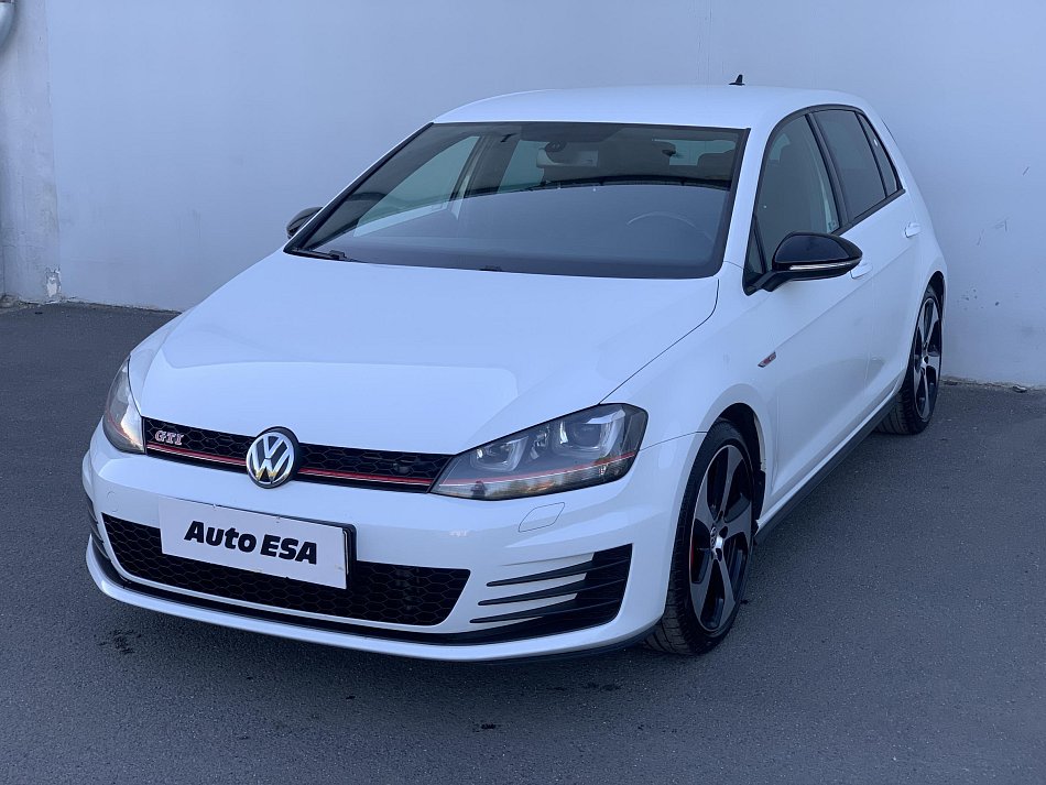 Volkswagen Golf 2.0 TSi GTi