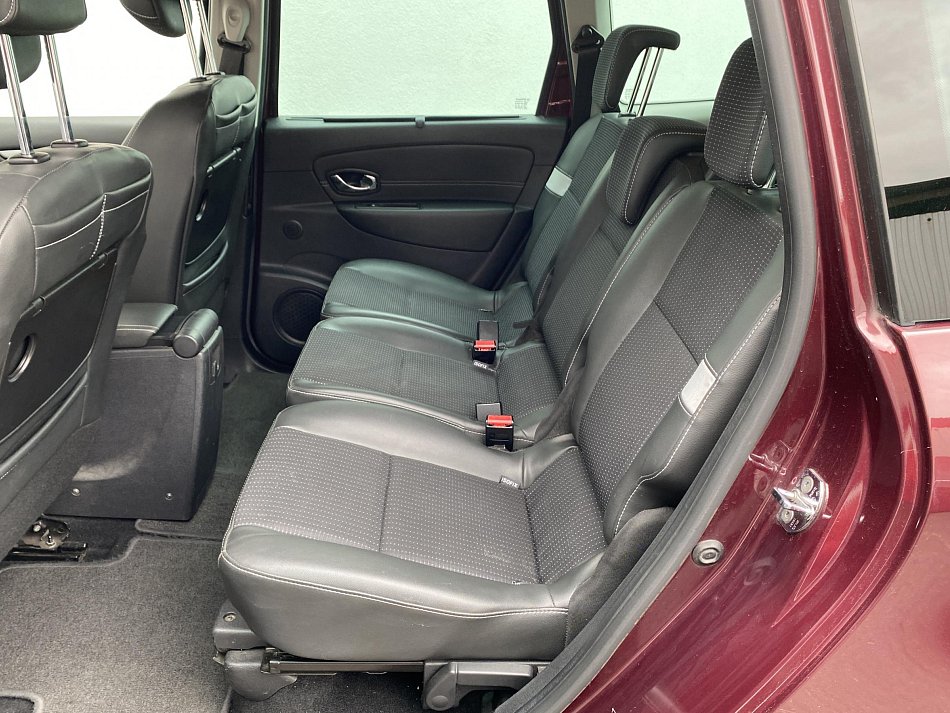 Renault Scénic 1.5 dCi  7míst