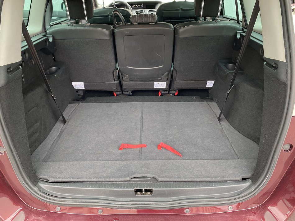 Renault Scénic 1.5 dCi  7míst