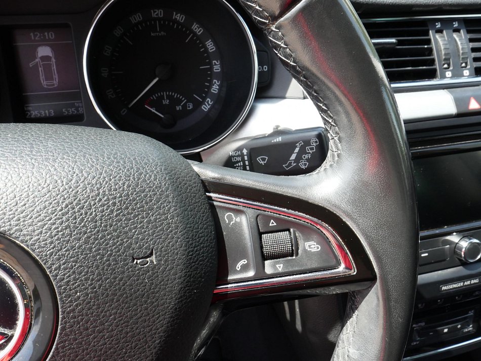 Škoda Superb II 2.0 TDi Elegance