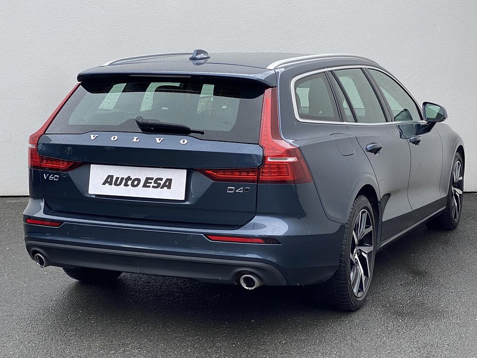 Volvo V60 2.0 D4  4WD