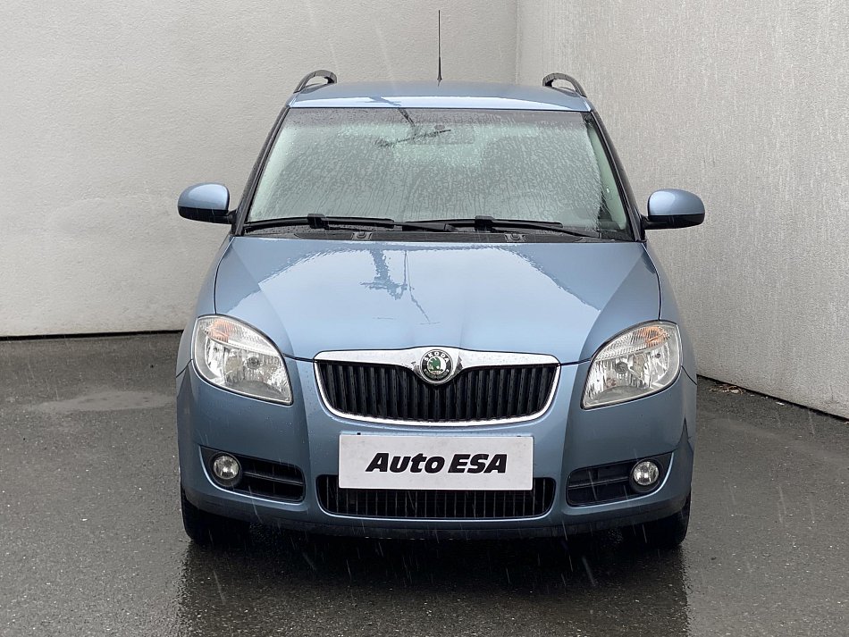 Škoda Fabia II 1.4i 16V Ambiente