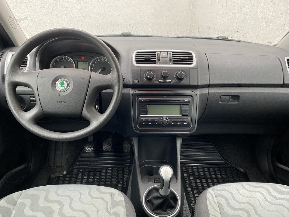 Škoda Fabia II 1.4i 16V Ambiente