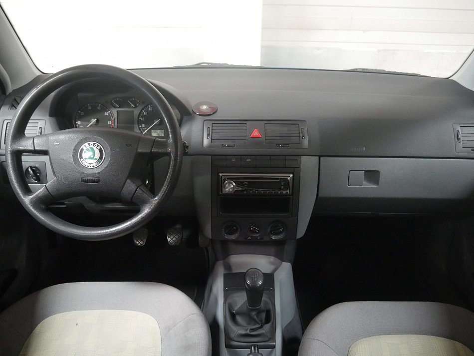 Škoda Fabia I 1.4i 16V 