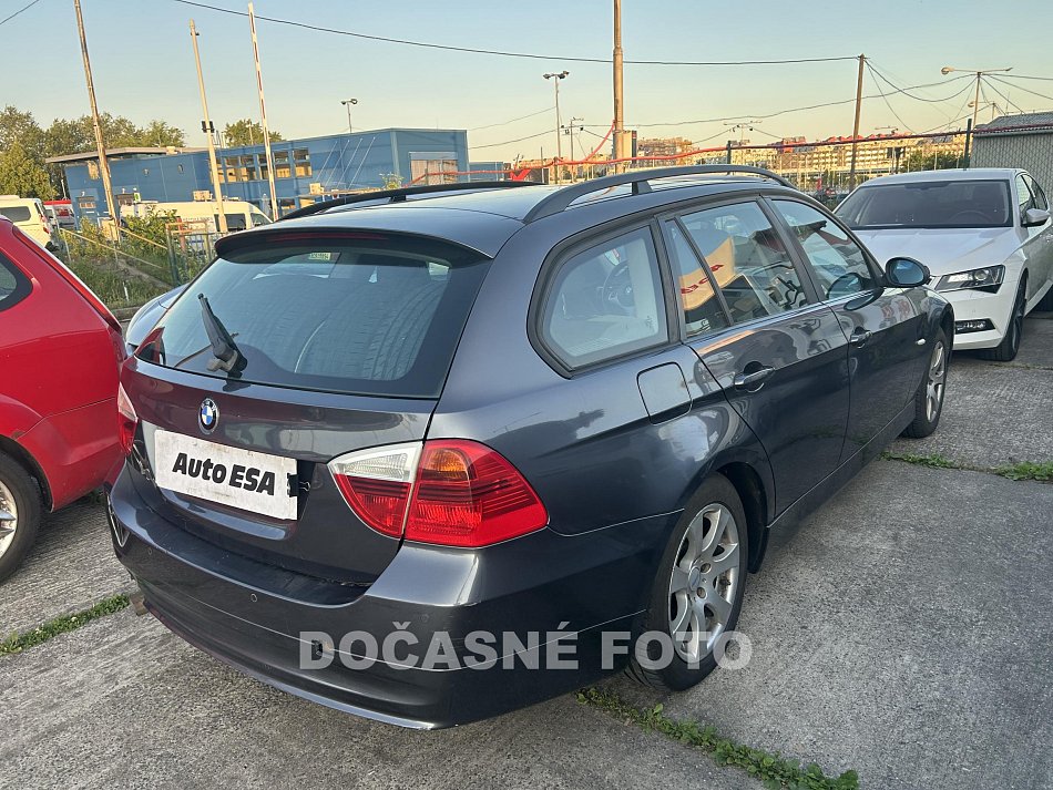 BMW Řada 3 2.0 