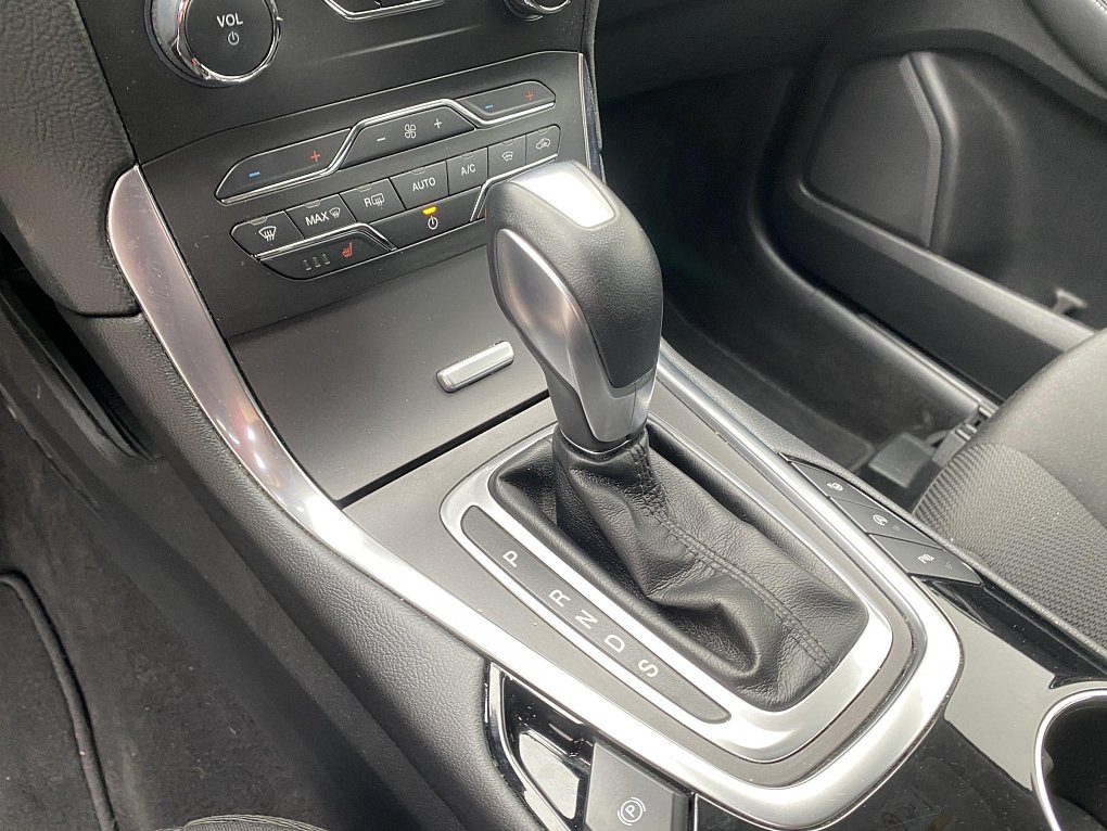 Ford S-MAX 2.0 TDCi  7míst