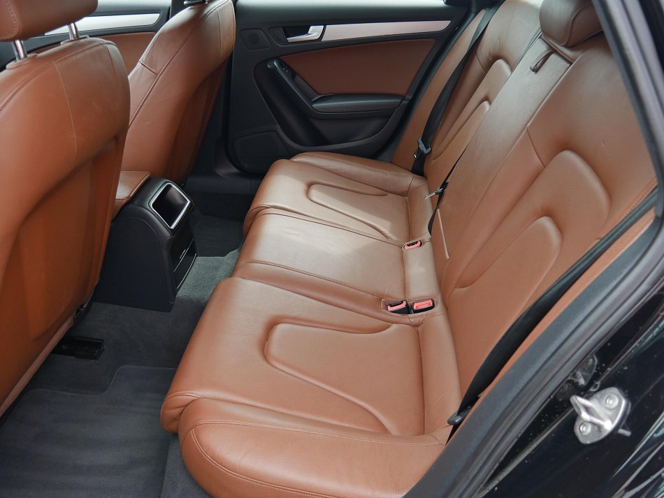 Audi A4 2.0 TDi 