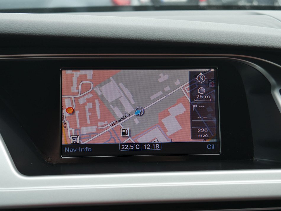 Audi A4 2.0 TDi 