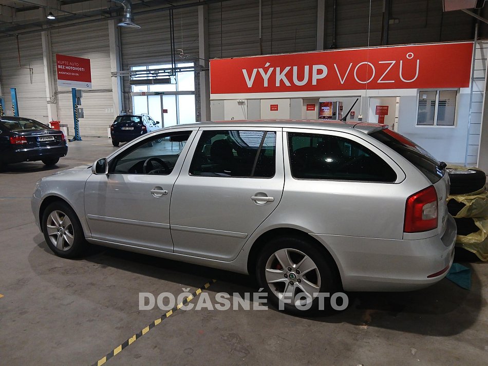 Škoda Octavia II 1.6 TDi Elegance