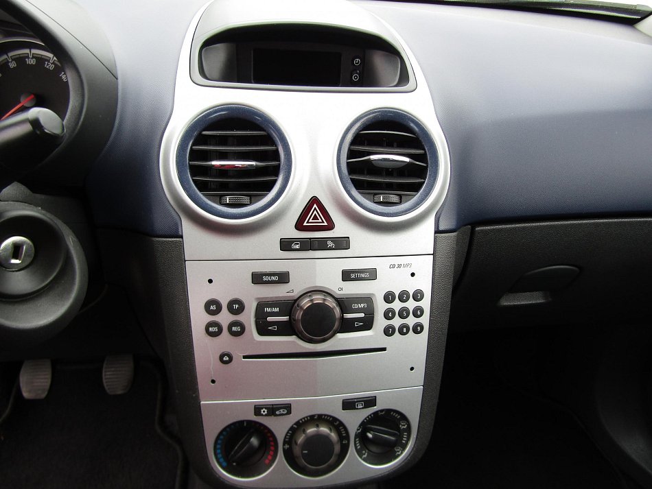 Opel Corsa 1.2i 16V 