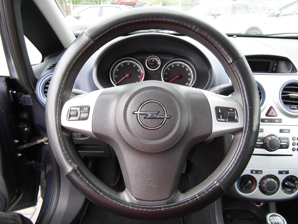 Opel Corsa 1.2i 16V 