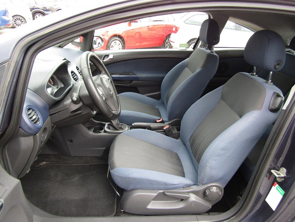 Opel Corsa 1.2i 16V 