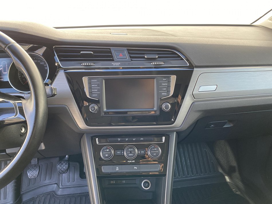 Volkswagen Touran 2.0 TDi 