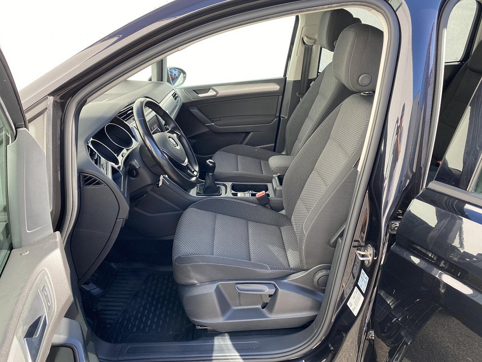 Volkswagen Touran 2.0 TDi 