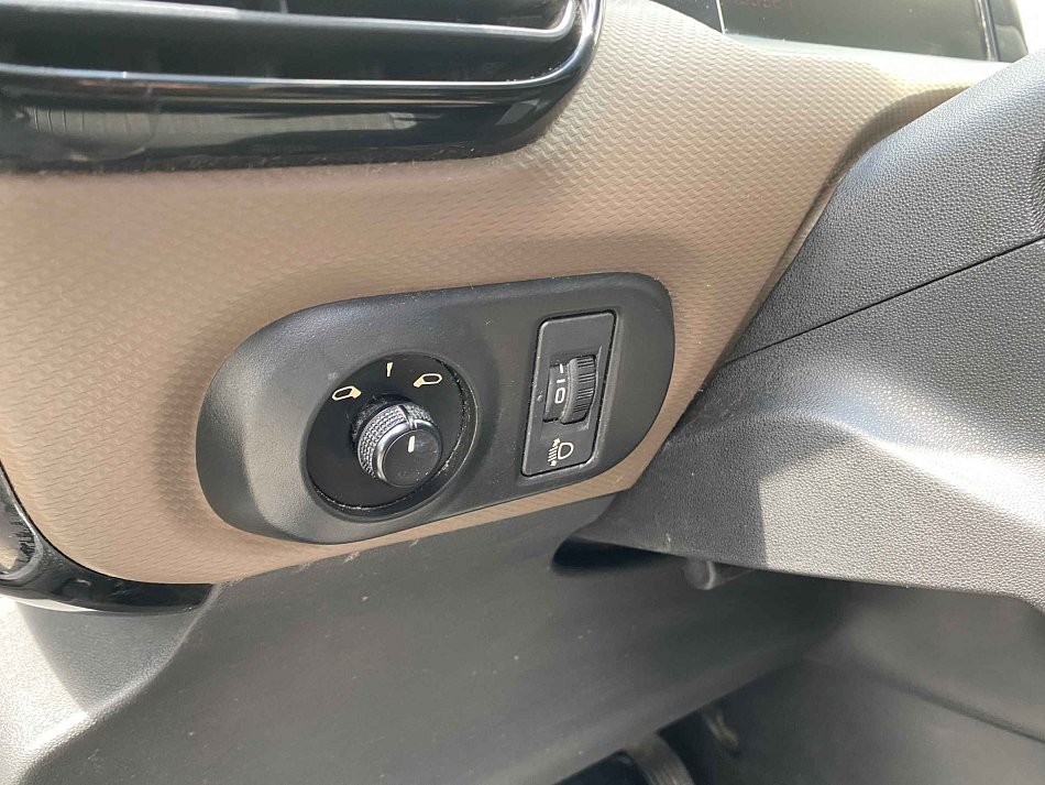 Citroën C4 Cactus 1.6 HDi Shine