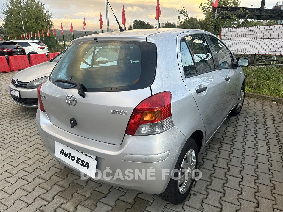 Toyota Yaris 1.0 VVTi 