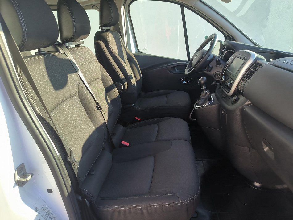Opel Vivaro 1.6CDTi  L2 6míst