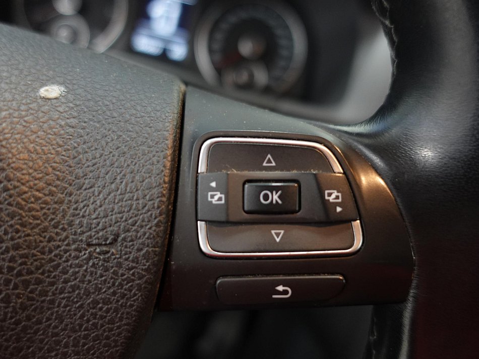 Volkswagen Touran 2.0TDi 