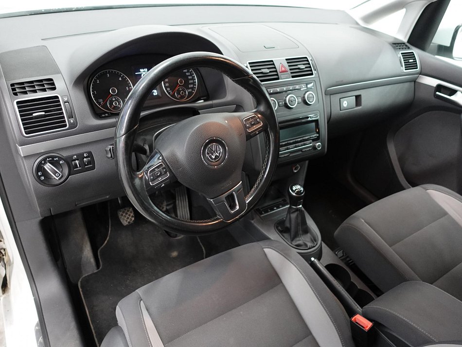 Volkswagen Touran 2.0TDi 